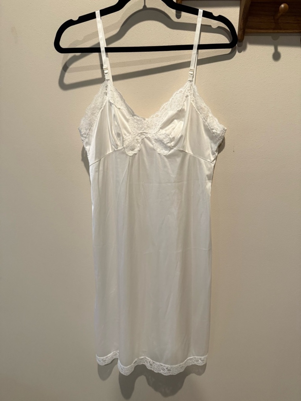 Vintage Vassarette 80’s Midi Slip, Women’s Small